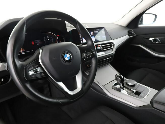 BMW 320 mHev, automat, ledy, virtual, xdrive