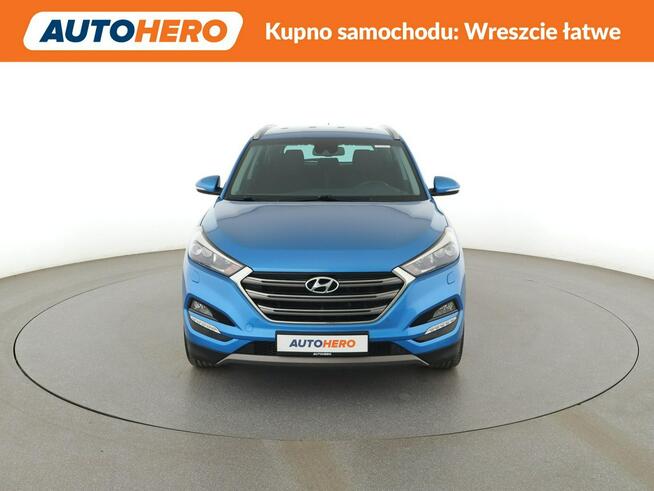 Hyundai Tucson 4X4 177KM Automat Navi Czujniki parkowania Klimatyzacja Podgrzewane fo
