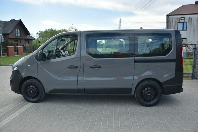 Opel Vivaro 1.6D Trafic 2018r 9-Osobowy Klima Nawiewy 2x Drzwi Boczne Sprowadzony