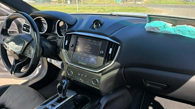 Maserati Ghibli Bardzo Ładny Pali Jeżdzi Chłodnice całe