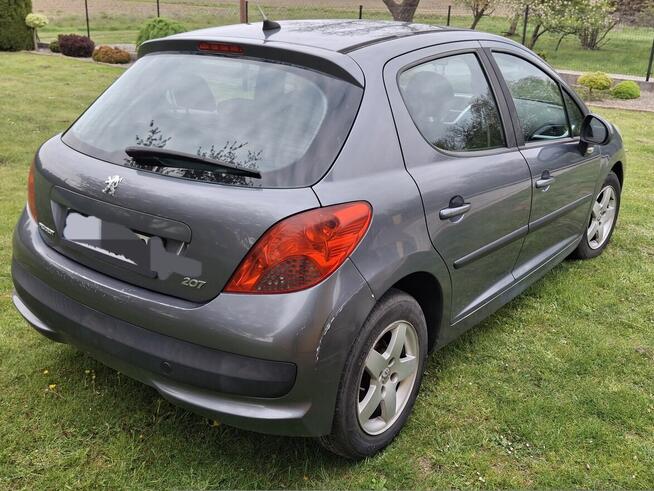 Peugeot 207 1.4 75 KM