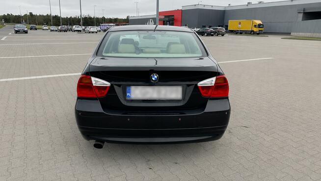 BMW 316i E90