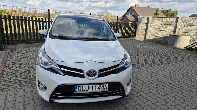 TOYOTA VERSO 1.6 D-4D*7 osób panorama webasto