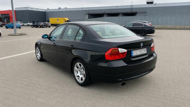 BMW 316i E90