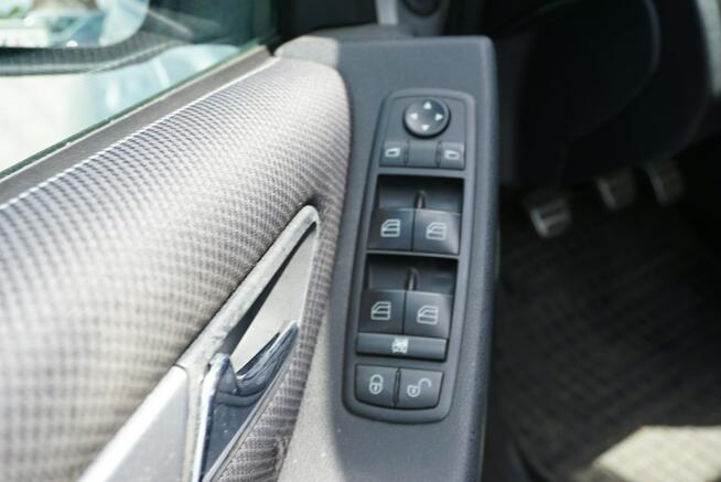 Mercedes B 180 polski salon