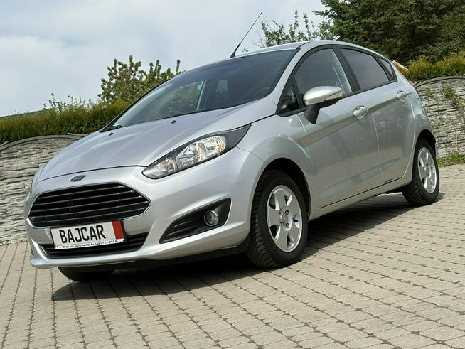 Ford Fiesta Grzana przednia szyba,Grzane fotele,Głośnomówiący,Przyciemniane szyby