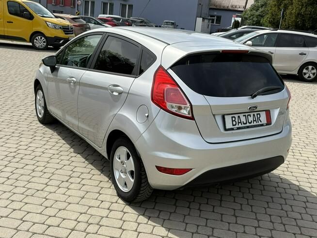 Ford Fiesta Grzana przednia szyba,Grzane fotele,Głośnomówiący,Przyciemniane szyby