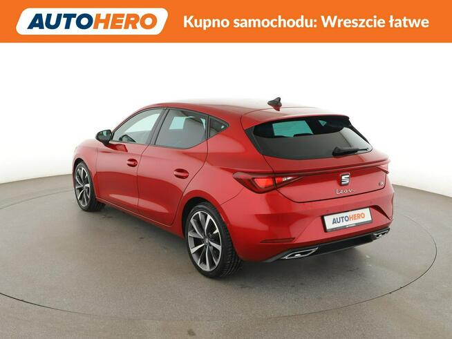 Seat Leon FR automat virtual mHEV navi kamera ACC climatronic LED