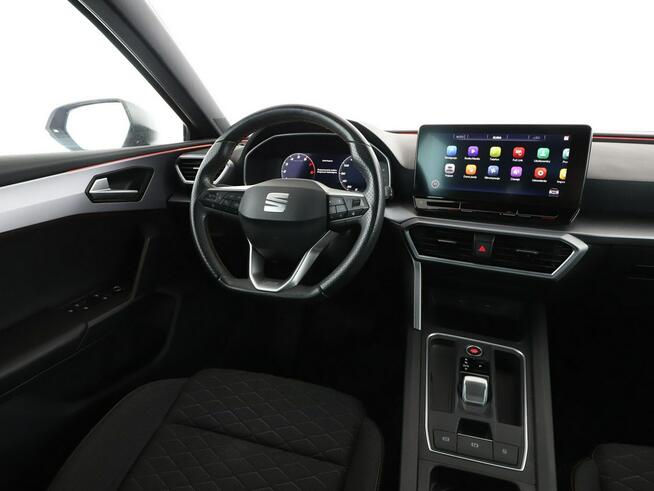 Seat Leon FR automat virtual mHEV navi kamera ACC climatronic LED