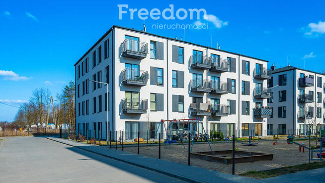 Loftowa przestrzeń z 2 miejscami postojowymi