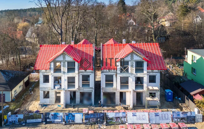 Lokale w zabudowie bliźniaczej/garaż/pierwokup