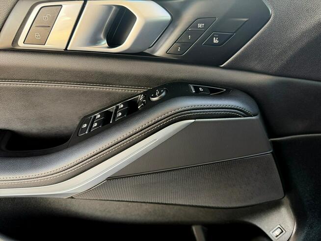 BMW X5 M SPORT head UP nawi EL.KLAPA grzane fotele PANORAMA skora laser max