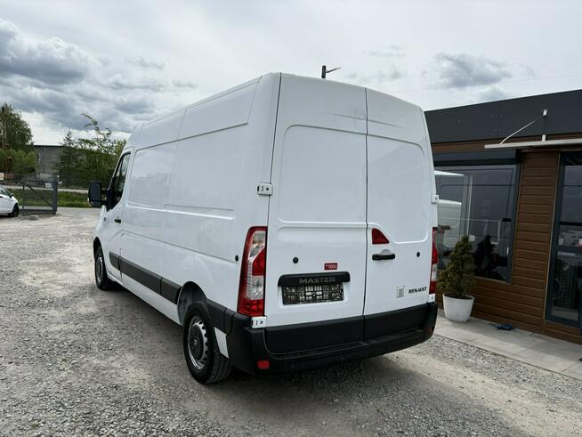Renault Master l2h2 blaszak średni