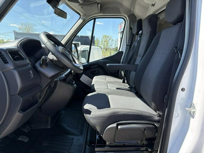 Renault Master l2h2 blaszak średni