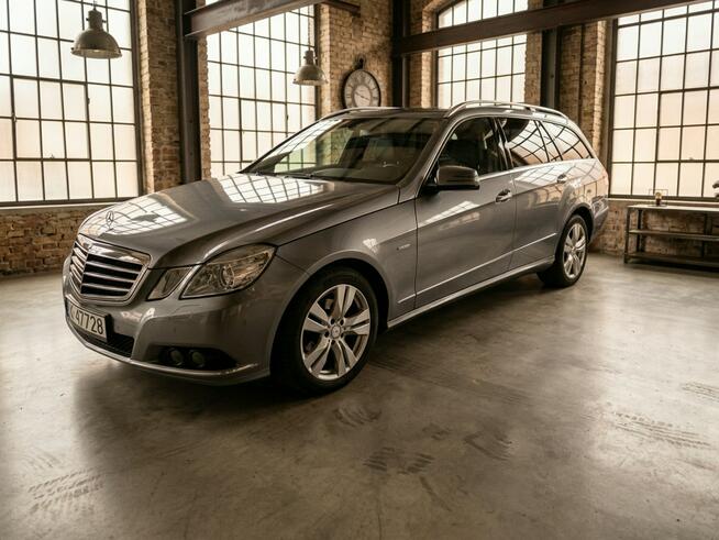 Mercedes E 220 LED Szyberdach Skóry stan bdb