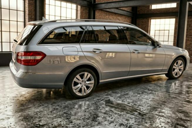 Mercedes E 220 LED Szyberdach Skóry stan bdb