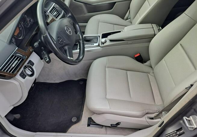 Mercedes E 220 LED Szyberdach Skóry stan bdb