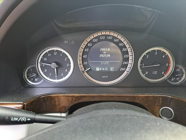 Mercedes E 220 LED Szyberdach Skóry stan bdb