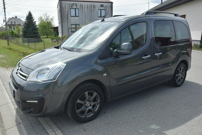 Citroen Berlingo 1.6HDI 2016r Navi Kamera Panorama Aktywny Tempomat 5-Osobowy Sprowadzo