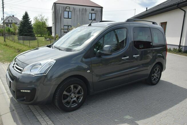 Citroen Berlingo 1.6HDI 2016r Navi Kamera Panorama Aktywny Tempomat 5-Osobowy Sprowadzo