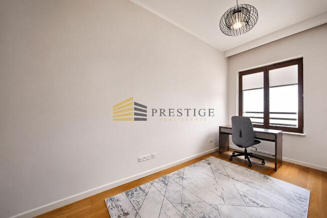 Apartament z pięknym widokiem, metro, 80m2
