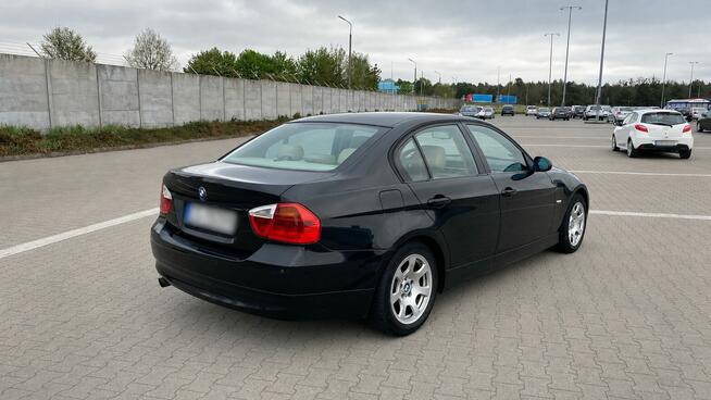 BMW 316i E90
