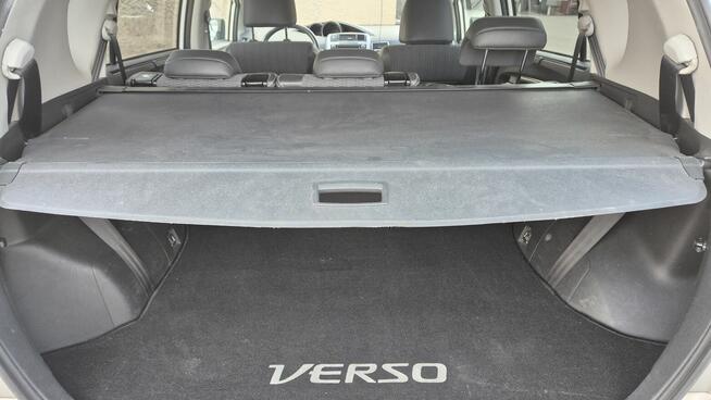 TOYOTA VERSO 1.6 D-4D*7 osób panorama webasto