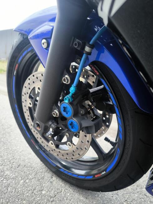 Yamaha R6 2003r