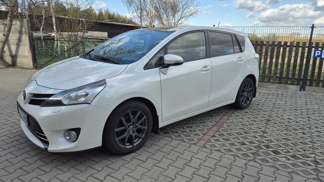 TOYOTA VERSO 1.6 D-4D*7 osób panorama webasto