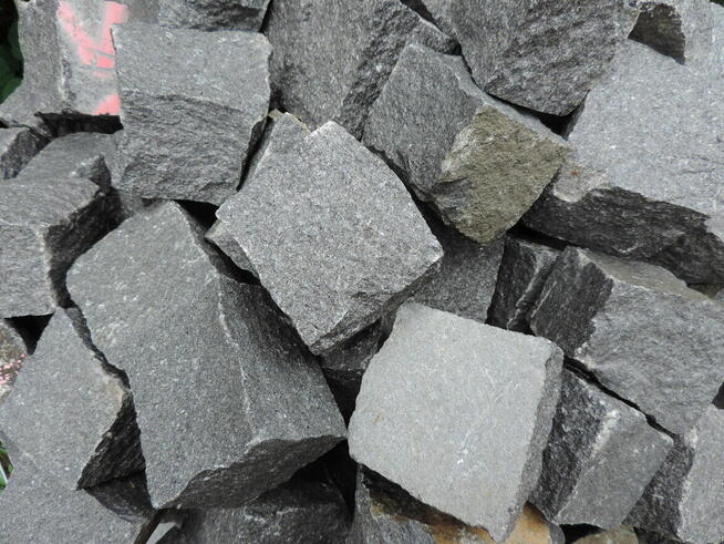 Kamień szary łupek granitowy do gabionu do ogrodzenia granit