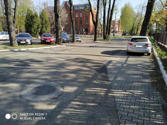 Budynek biurowca w Zabrzu przy ul. Wolności 339