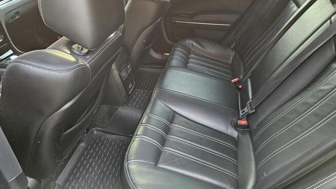 Sprzedam Chrysler 300s