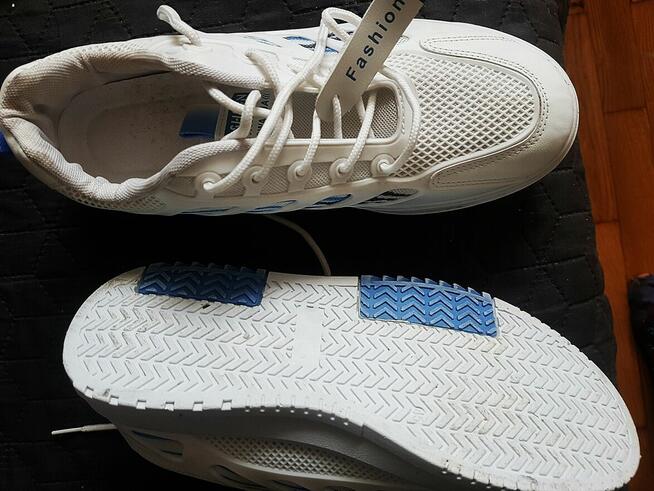 Sprzedam buty sportowe męskie
