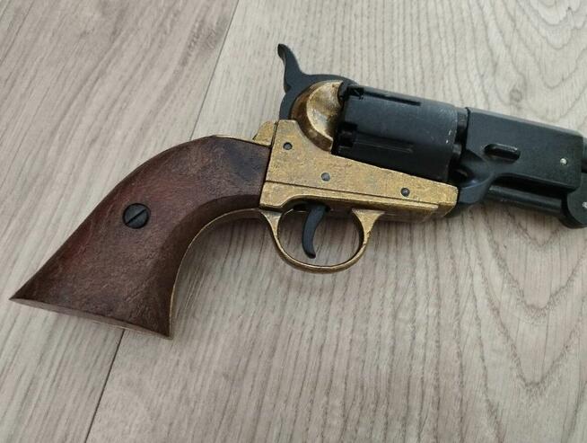 BROŃ CZARNOPROCHOWA PIETTA 1858 REMINGTON NEW MODEL ARMY LC