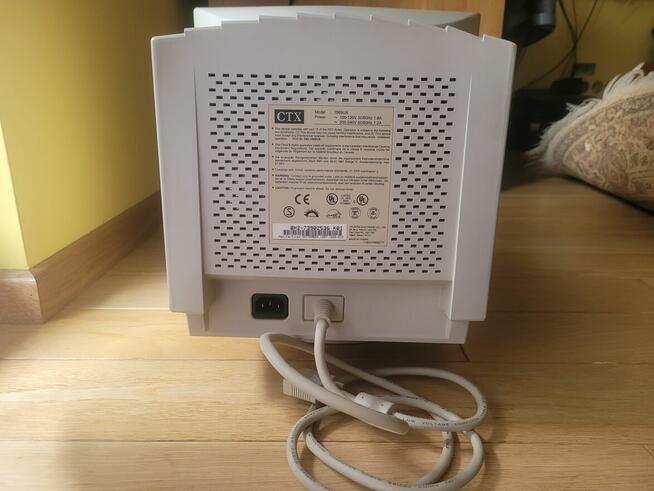 Monitor CTX 1569UA