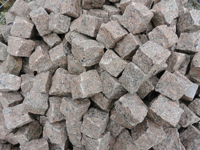 Kamień szary łupek granitowy do gabionu do ogrodzenia granit