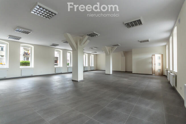 Na wynajem lokal usługowy w centrum Elbląga