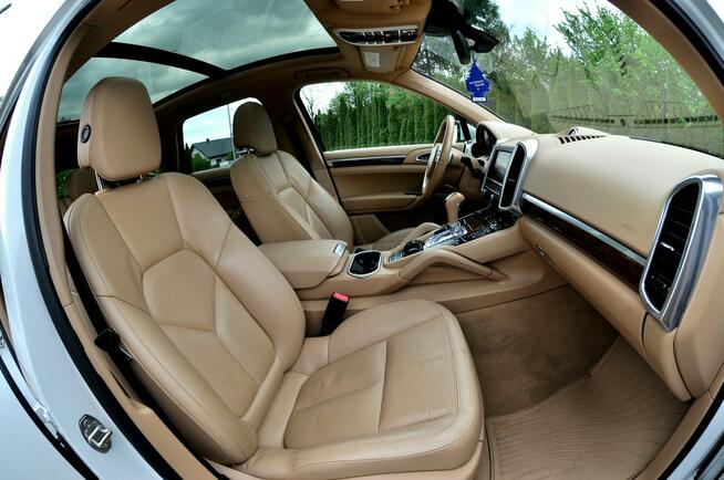 Porsche Cayenne 3.0TDI 245KM Panorama Skóra Navi Kamera