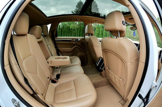 Porsche Cayenne 3.0TDI 245KM Panorama Skóra Navi Kamera