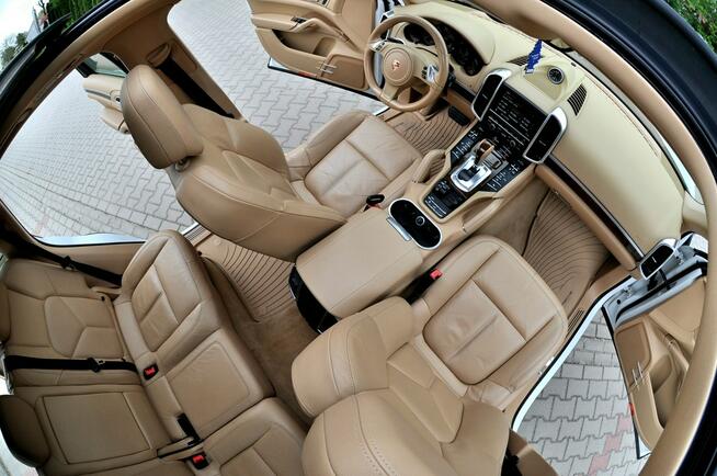 Porsche Cayenne 3.0TDI 245KM Panorama Skóra Navi Kamera