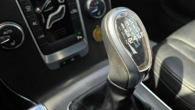 Volvo V40 5 cylindrowy duza navi camera cofania
