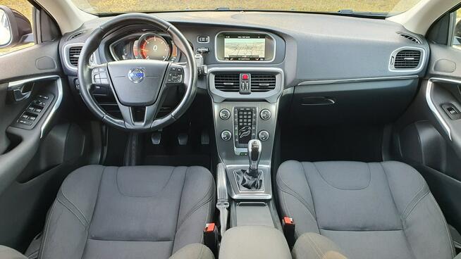 Volvo V40 1.6 D2 115KM # Kinetic # Navi # BiXenon # Parktronic # Mega Stan !!!