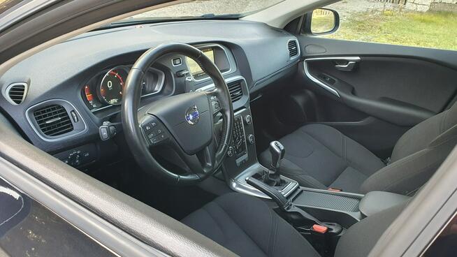 Volvo V40 1.6 D2 115KM # Kinetic # Navi # BiXenon # Parktronic # Mega Stan !!!