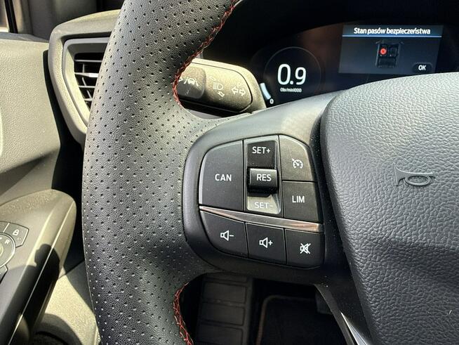 Ford Focus ST-Line X 1.0 EcoBoost mHEV 155 KM