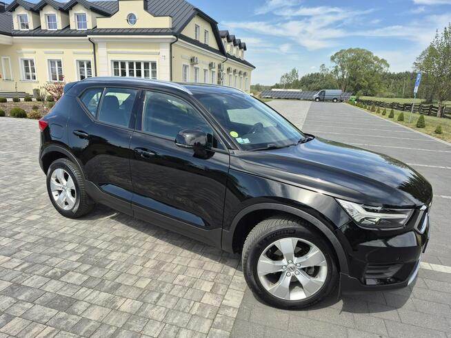 Volvo XC 40 2.0D3 navi FULL LED automat chromy ORYGINAŁ