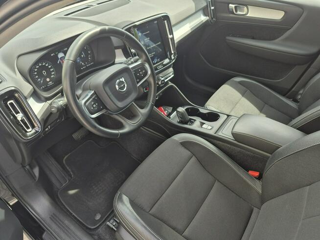 Volvo XC 40 2.0D3 navi FULL LED automat chromy ORYGINAŁ