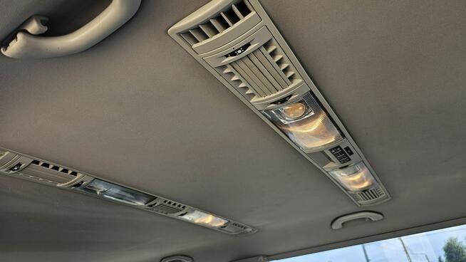 Volkswagen Caravelle 9 osobowy Ładny stan