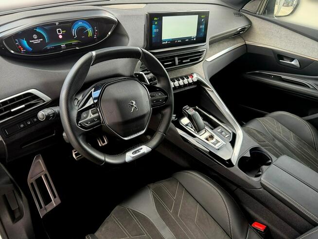 Peugeot 3008 GT kamery skóra MASAZE el.klapa FUL LED acc blis panorama MAX OP