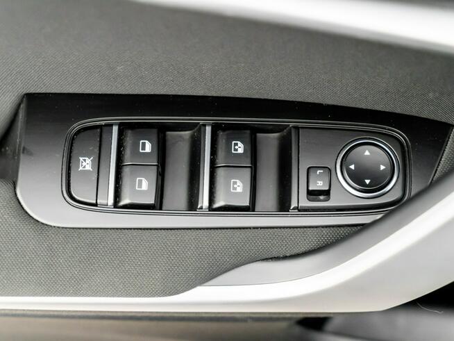 Kia Ceed HB 1.5 T-GDI 6MT M 140KM Salon Polska