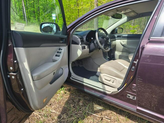 Toyota Avensis 2008r. 2,0 Benzyna 147KM Klima Skóry Navi AluFelgi